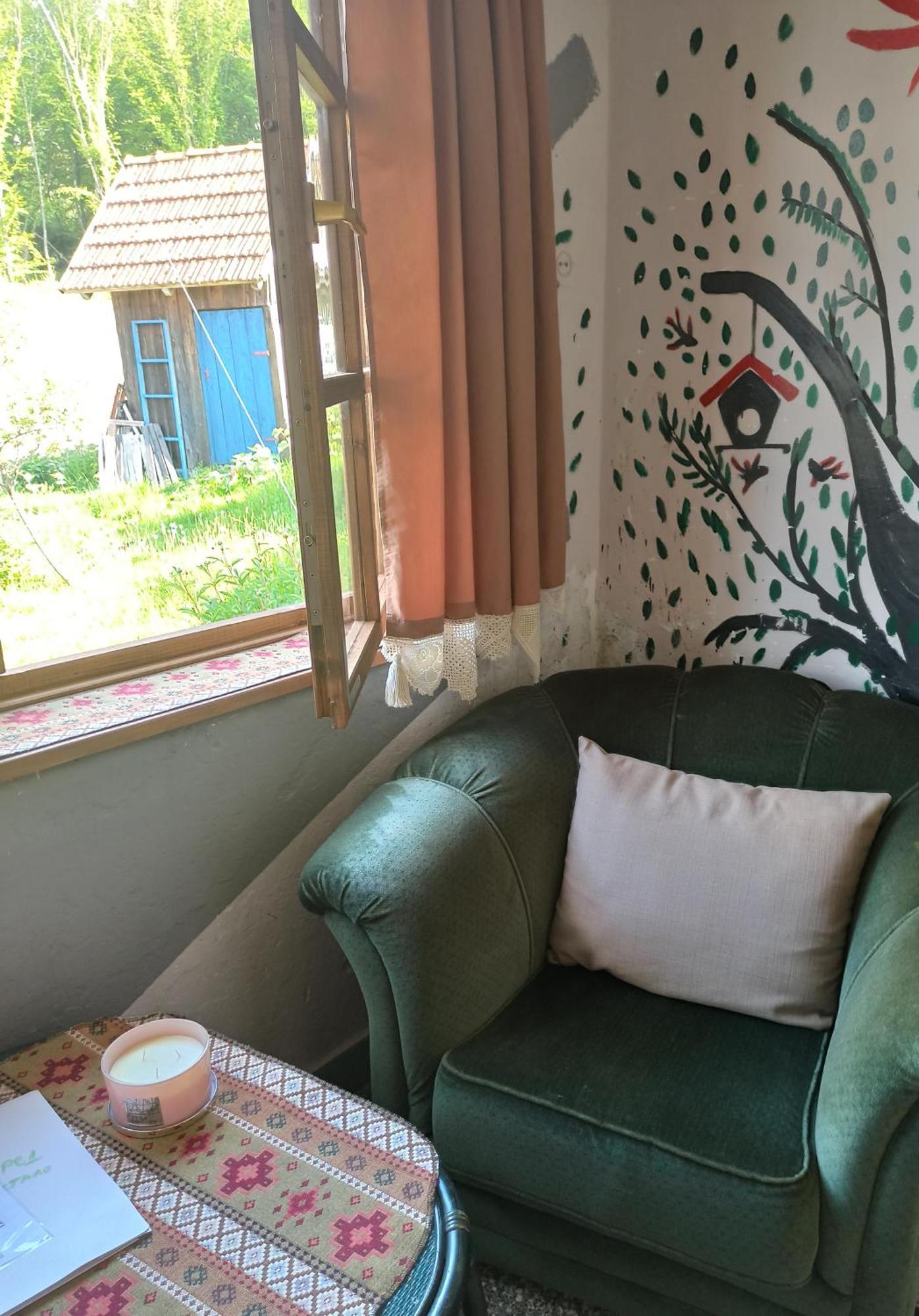 Ferienwohnung Despot s haus Kremna Exterior foto