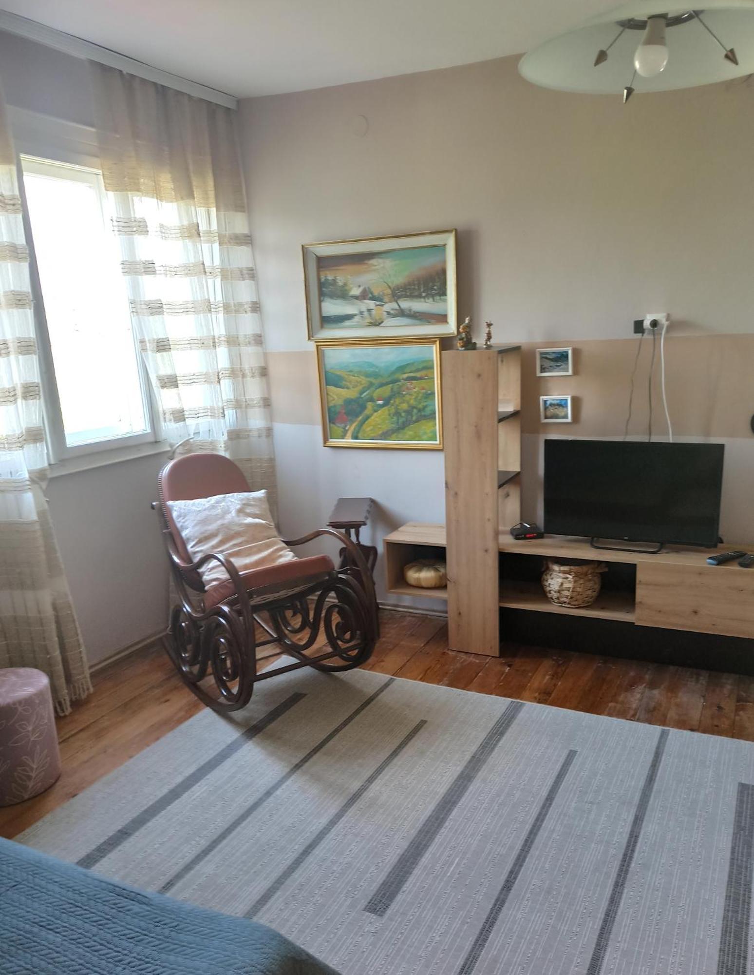 Ferienwohnung Despot s haus Kremna Exterior foto