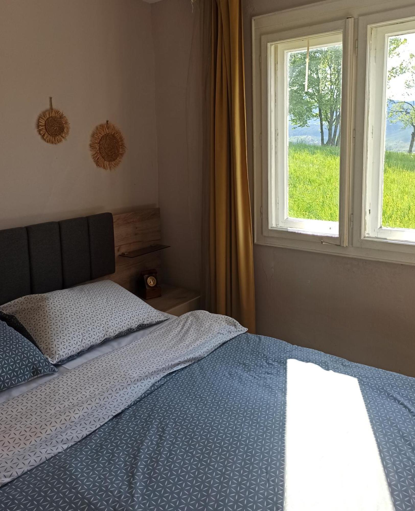 Ferienwohnung Despot s haus Kremna Exterior foto